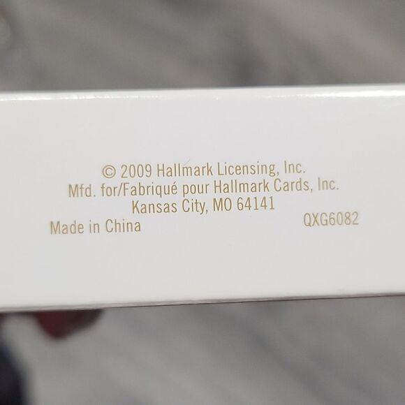 NIB "A Toast to Love" Hallmark 2009 Ornament - Picture 5 of 5